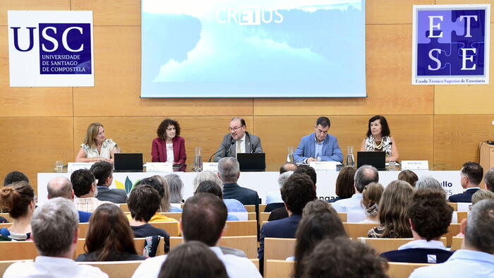 A celebración dos 10 anos de CRETUS presidiuna o reitor na ETSE. Foto: Santi Alvite A celebración dos 10 anos de CRETUS presidiuna o reitor na ETSE. Foto: Santi Alvite