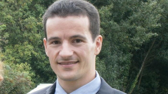 Javier Veloso is a researcher with the Biodiversity and Applied Botany Group