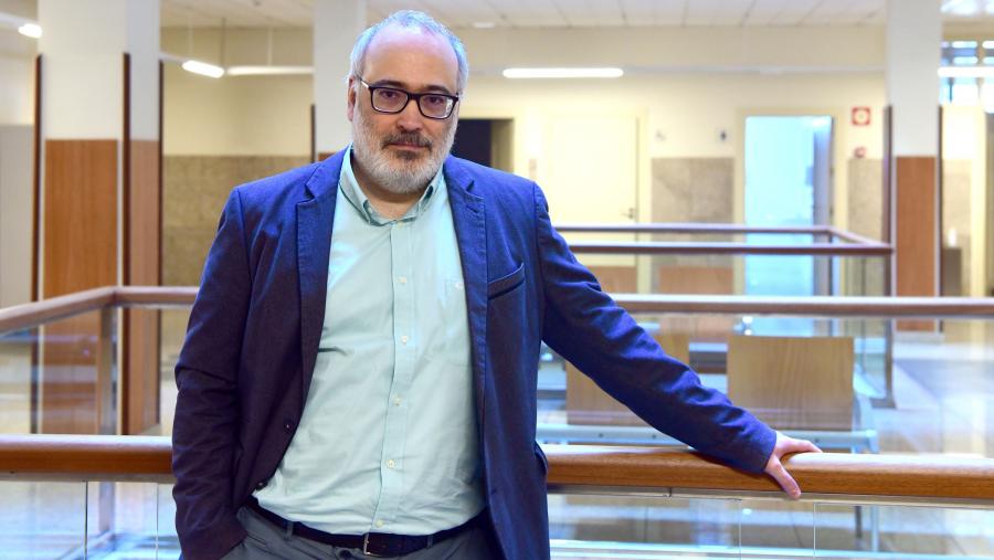 Xavier de Donato na Facultade de Filosofía. FOTO: Santi Alvite