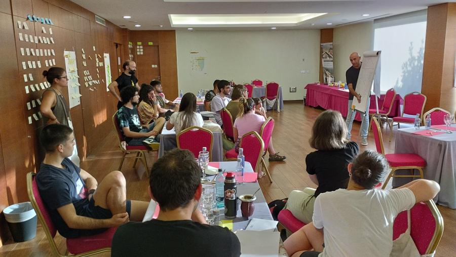 O equipo comezou os seus traballos de campo en Viveiro este mes de outubro Reunión de traballo
