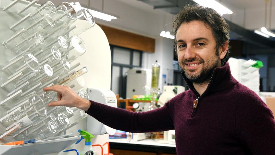 Álvaro Goyanes traballa no eido da impresión 3D de medicamentos. FOTO: Santi Alvite Álvaro Goyanes traballa no eido da impresión 3D de medicamentos. FOTO: Santi Alvite