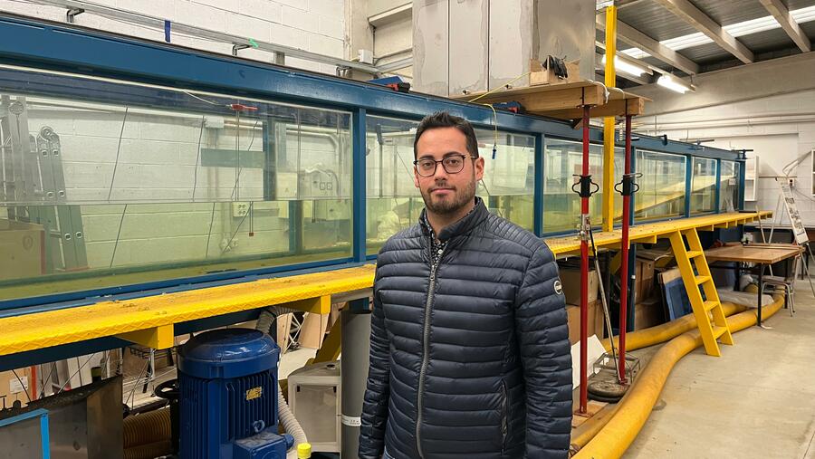 David Mateo Fouz focuses his studies, among other things, on using marine renewable energies David Mateo Fouz focuses his studies, among other things, on using marine renewable energies