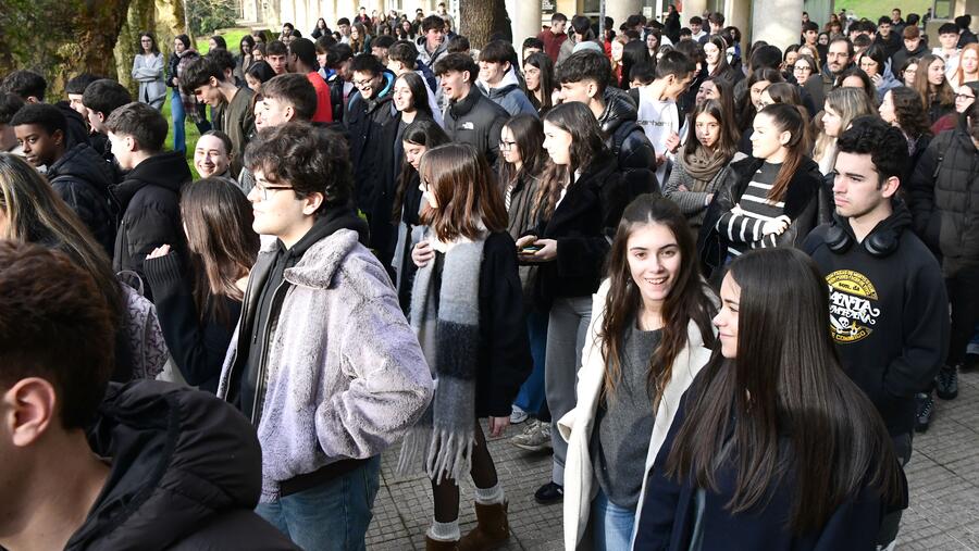 Durante o pasado curso académico, ao campus lucense acudiu un milleiro de estudantes procedente dunha vintena de centros. Imaxe de arquivo dos Encontros na Zona USC. FOTO: Santi Alvite Durante o pasado curso académico, ao campus lucense acudiu un milleiro de estudantes procedente dunha vintena de centros. Imaxe de arquivo dos Encontros na Zona USC. FOTO: Santi Alvite