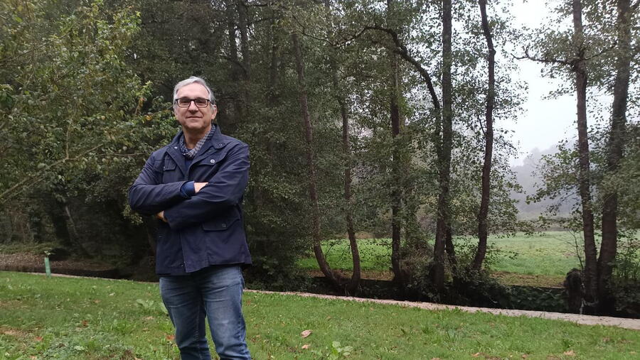 Santiago Lamosa mantén un forte compromiso coa divulgación científica Santiago Lamosa mantén un forte compromiso coa divulgación científica