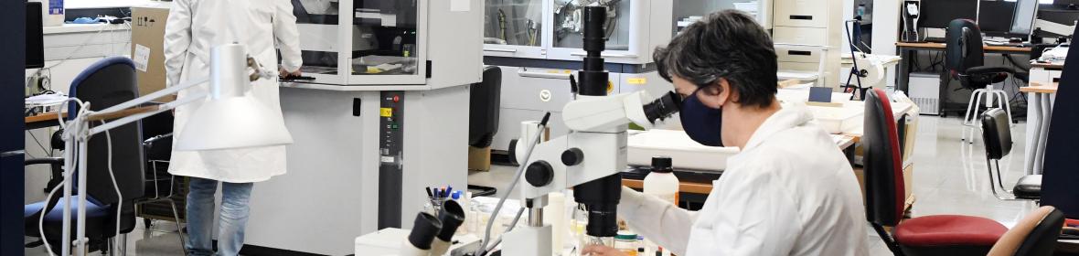 X-ray laboratory