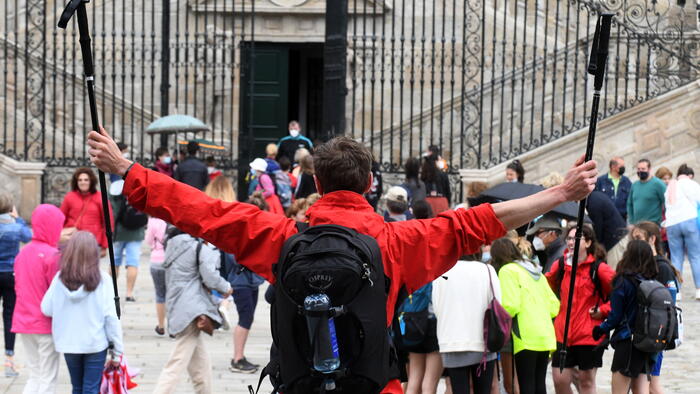 Imaxe de arquivo de peregrinos na Praza do Obradoiro. FOTO: Santi Alvite