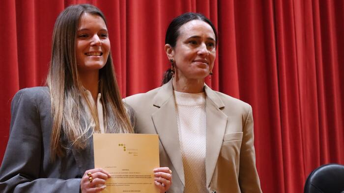Rosalía Suárez e a delegada do reitor para igualdade da USC, Sonia Esperanza Rodriguez Boente. Foto: Valedora do Pobo