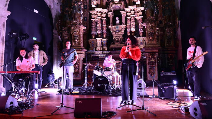 Actuación de Ginko Biloba na final da segunda edición do certame. Foto: Santi Alvite