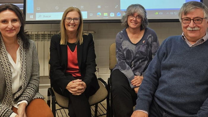 Reunión do equipo directivo do IPsiUS con membros da Comisión Asesora Reunión do equipo directivo do IPsiUS con membros da Comisión Asesora