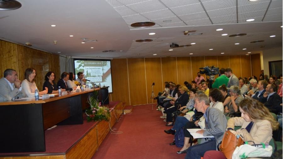 El XII Congreso de la SEAE cita a 300 participantes en Lugo en un foro internacional sobre agricultura ecológica El XII Congreso de la SEAE cita a 300 participantes en Lugo en un foro internacional sobre agricultura ecológica