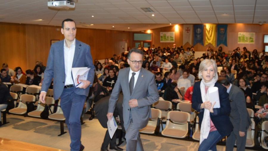El Issga presenta el manual de seguridad y prevención de riesgos en laboratorios en el Campus Terra ante más de 200 personas El Issga presenta el manual de seguridad y prevención de riesgos en laboratorios en el Campus Terra ante más de 200 personas