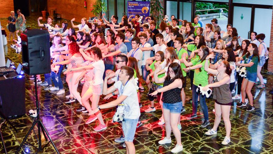 XuvenCiencia cierra la mejor preinscripción de su historia con 253 alumnos, 48 más que en la última edición de este campus de verano XuvenCiencia cierra la mejor preinscripción de su historia con 253 alumnos, 48 más que en la última edición de este campus de verano