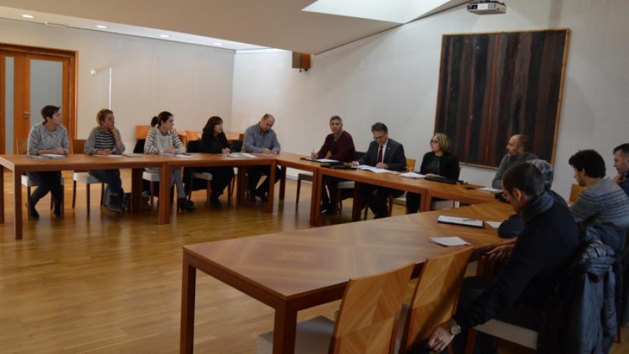 Constituidas las comisiones de Servicios y Proyección Social, y de Investigación, Transferencia e Innovación del Campus Terra Constituidas las comisiones de Servicios y Proyección Social, y de Investigación, Transferencia e Innovación del Campus Terra