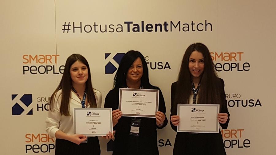 Alumnas de ADE reinventan as salas de escape e achéganas ás empresas Alumnas de ADE reinventan as salas de escape e achéganas ás empresas
