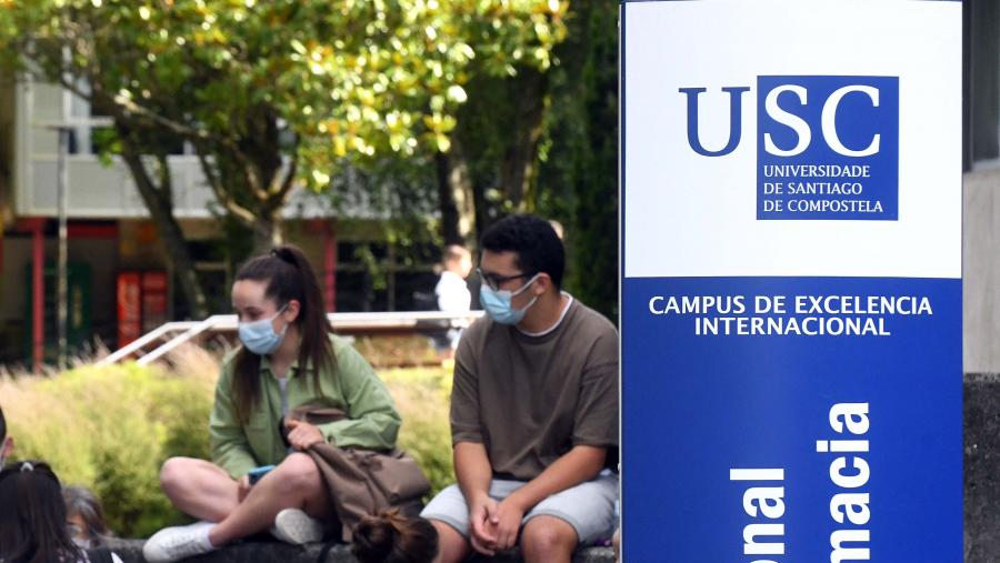 Estudantes no Campus Sur da USC. Foto: Santi Alvite Estudantes no Campus Sur da USC. Foto: Santi Alvite