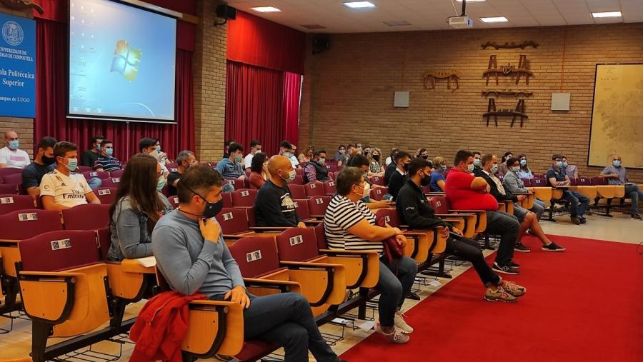 As instalacións universitarias nas que se desenvolven as sesións presenciais deste curso contan cos medios necesarios para garantir as medidas sanitarias fronte á COVID-19 As instalacións universitarias nas que se desenvolven as sesións presenciais deste curso contan cos medios necesarios para garantir as medidas sanitarias fronte á COVID-19