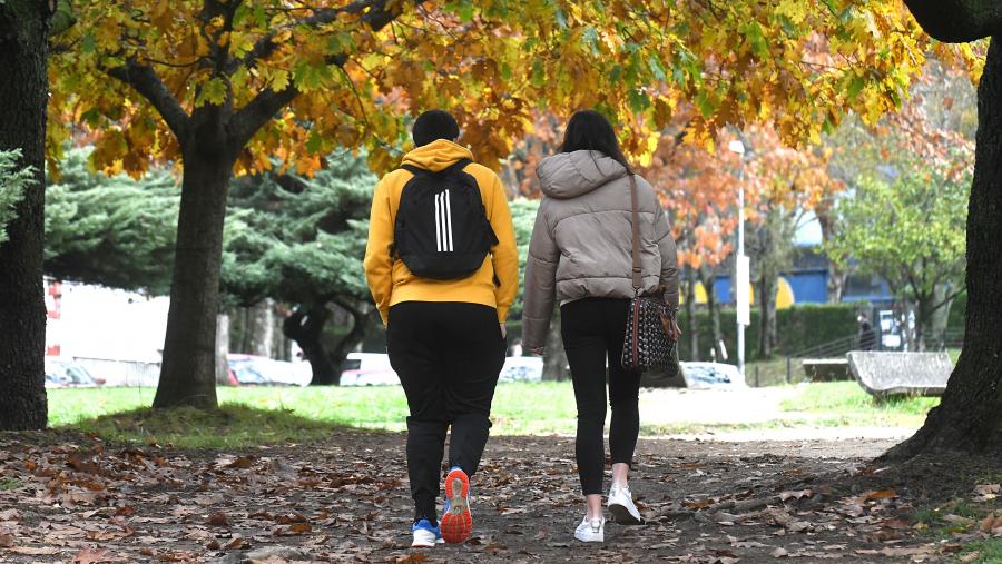 A investigación coordinada por Méndez Lois conclúe que os chistes e os xestos lascivos son as situacións máis habituais neste tipo de acoso. FOTO: Santi Alvite
