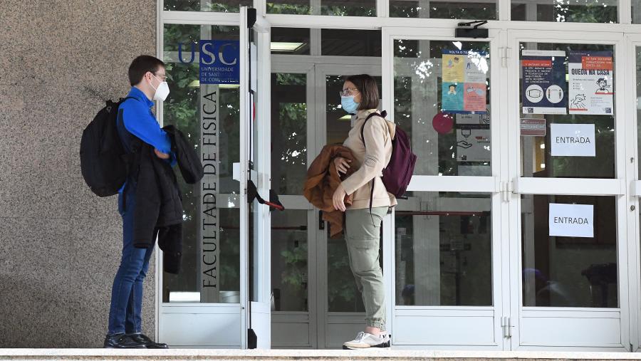 Nas seguintes sesións abordaranse as oportunidades laborais noutros sectores como a información cuántica, a física médica ou a enerxía, entre outros. FOTO: Santi Alvite Nas seguintes sesións abordaranse as oportunidades laborais noutros sectores como a información cuántica, a física médica ou a enerxía, entre outros. FOTO: Santi Alvite