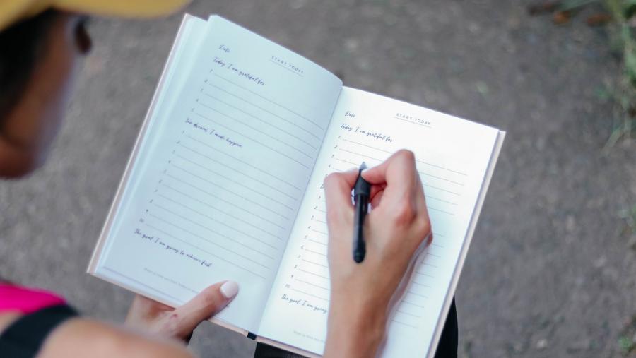Un caderno para facer anotacións Un caderno para facer anotacións