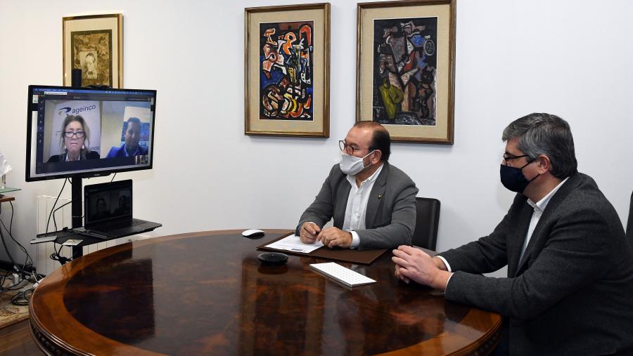O texto contribuirá ao perfeccionamento das ensinanzas deste ámbito adaptándoas ás necesidades do tecido empresarial. FOTO: Santi Alvite O texto contribuirá ao perfeccionamento das ensinanzas deste ámbito adaptándoas ás necesidades do tecido empresarial. FOTO: Santi Alvite