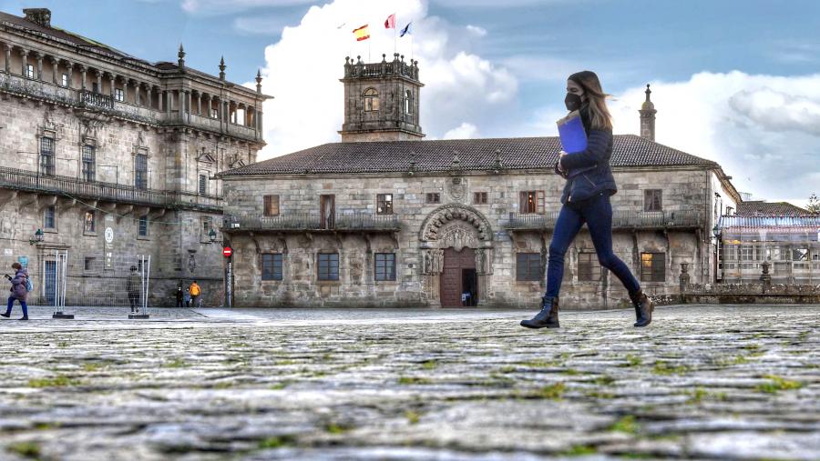Ciencias Naturais, Artes e Humanidades e Ciencias da Vida e Medicina, son os ámbitos nos que destaca a USC nesta edición. Foto: Santi Alvite Vista da Reitoría no Colexio de San Xerome
