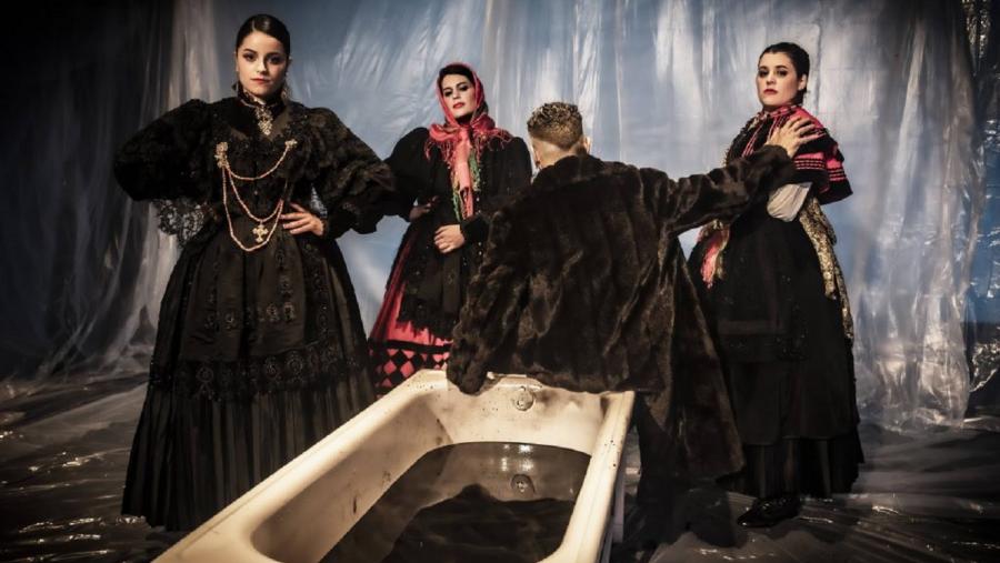 Imaxe promocional do single 'Midas', de Tanxungueiras Imaxe promocional do single 'Midas', de Tanxungueiras