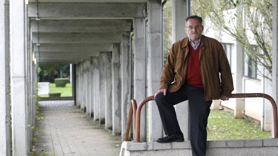 A entrega do premio, que lembra a figura do profesor da Cátedra de Dereito Civil e membro das Irmandades da Fala Luís Porteiro Garea, terá lugar nun acto público que se desenvolverá na Universidade o día 16 de setembro de 2021 A entrega do premio, que lembra a figura do profesor da Cátedra de Dereito Civil e membro das Irmandades da Fala Luís Porteiro Garea, terá lugar nun acto público que se desenvolverá na Universidade o día 16 de setembro de 2021