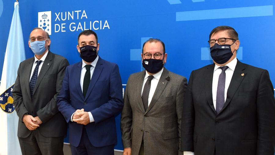 De esquerda a dereita, Manuel Reigosa, Román Rodríguez, Antonio López e Julio Abalde. FOTO: Santi Alvite De esquerda a dereita, Manuel Reigosa, Román Rodríguez, Antonio López e Julio Abalde. FOTO: Santi Alvite