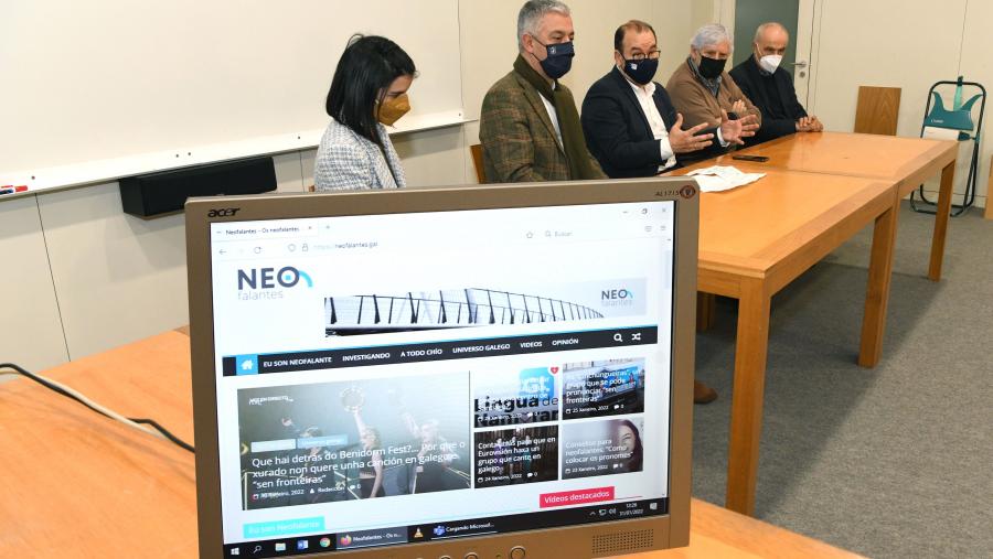 De esquerda a dereita, Alba Silva, Valentín García, Antonio López, Xosé Ramón Pousa e Xosé López. FOTO: Santi Alvite De esquerda a dereita, Alba Silva, Valentín García, Antonio López, Xosé Ramón Pousa e Xosé López. FOTO: Santi Alvite