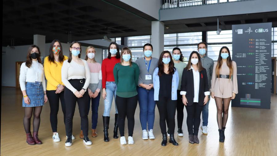 Persoal investigador do grupo de Metabolismo Molecular do Centro de Investigación en Medicina Molecular e Enfermidades Crónicas da USC (CiMUS) acaba de dar un salto cualitativo neste campo ao descubrir unha nova diana terapéutica Persoal investigador do grupo de Metabolismo Molecular do Centro de Investigación en Medicina Molecular e Enfermidades Crónicas da USC (CiMUS) acaba de dar un salto cualitativo neste campo ao descubrir unha nova diana terapéutica
