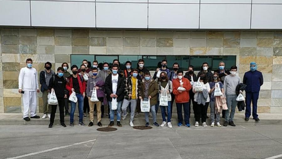 Alumnado e docentes do grao en Robótica, nas instalacións vilalbesas da queixería Entrepinares Alumnado e docentes do grao en Robótica, nas instalacións vilalbesas da queixería Entrepinares