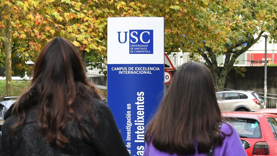 Na ctualidade estes Encontros Virtuais son concibidos como un complemento aos presenciais que se desenvolven nos campus de Santiago e de Lugo. FOTO: Santi Alvite Na ctualidade estes Encontros Virtuais son concibidos como un complemento aos presenciais que se desenvolven nos campus de Santiago e de Lugo. FOTO: Santi Alvite
