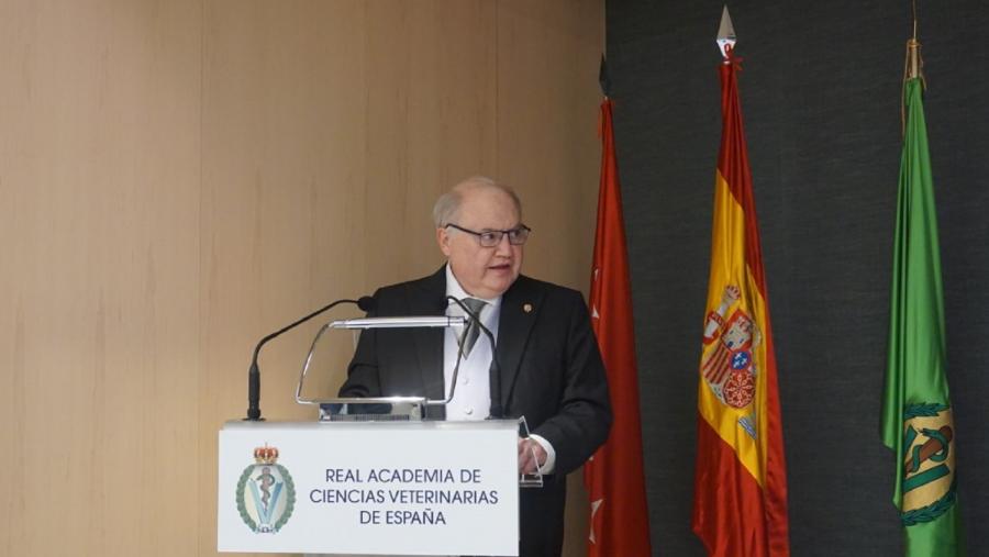 José Luis Benedito, no seu discurso de ingreso na RACVE José Luis Benedito, no seu discurso de ingreso na RACVE