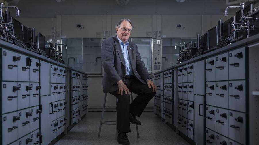 Michael Stanley Whittingham naceu en Nottingham (Reino Unido) en 1941. FOTO: Binghamton University, State University of New York Michael Stanley Whittingham naceu en Nottingham (Reino Unido) en 1941. FOTO: Binghamton University, State University of New York