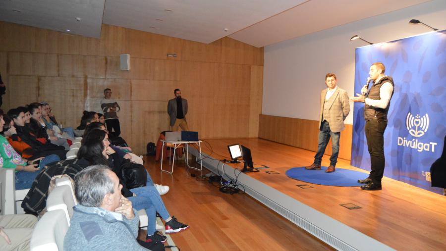 Francisco Fraga e Roberto Fernández, na apertura do 'DivúlgaT' Francisco Fraga e Roberto Fernández, na apertura do 'DivúlgaT'