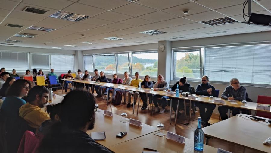 Investigadores asisten no edificio Cactus do Campus de Lugo a unha sesión informtiva da AEI Investigadores asisten no edificio Cactus do Campus de Lugo a unha sesión informtiva da AEI