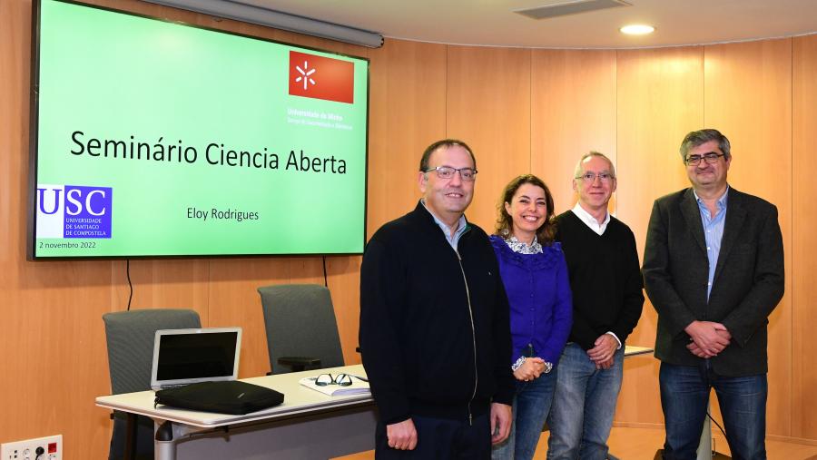 De esquerda a dereita, Gumersindo Feijoo, Mabela Casal, Eloy Rodrigues e Vicente Pérez. FOTO: Santi Alvite De esquerda a dereita, Gumersindo Feijoo, Mabela Casal, Eloy Rodrigues e Vicente Pérez. FOTO: Santi Alvite