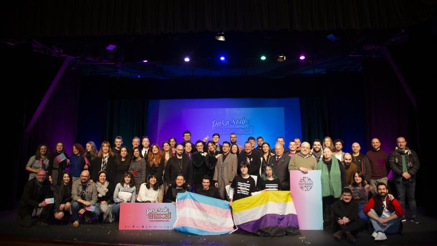 Foto de familia dos participantes na gala Foto de familia dos participantes na gala