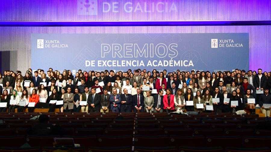 434 estudantes do SUG recibiron este venres os Premios de Excelencia Académica do curso 2020/21. FOTO: Santi Alvite 434 estudantes do SUG recibiron este venres os Premios de Excelencia Académica do curso 2020/21. FOTO: Santi Alvite