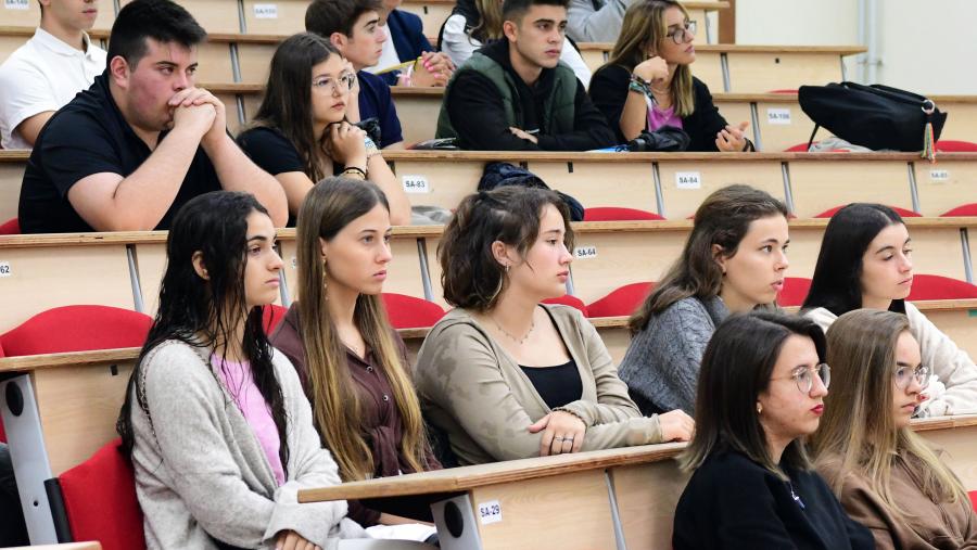 Imaxe de arquivo dunha clase na USC. FOTO: Santi Alvite Imaxe de arquivo dunha clase na USC. FOTO: Santi Alvite