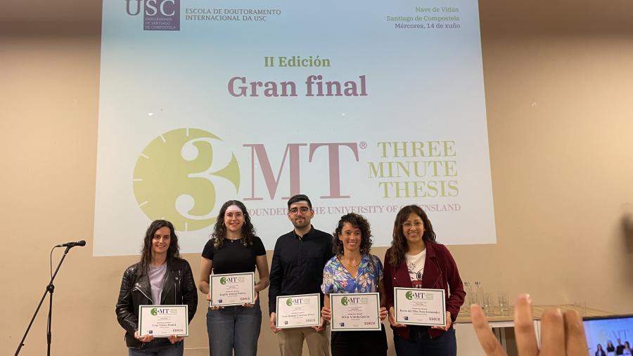 Estudantes que gañaron a segunda edición do certame Estudantes que gañaron a segunda edición do certame