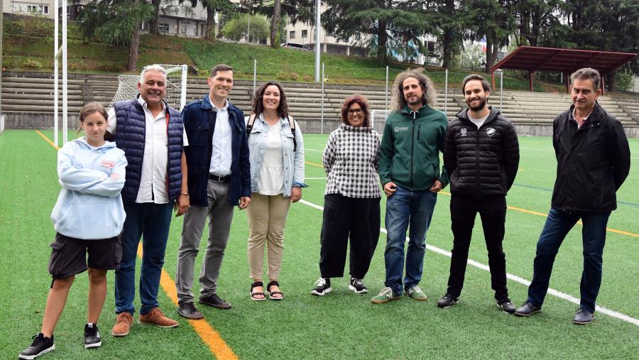 O delegado do reitor para o Deporte, Javier Rico, e a concelleira de Deportes Pilar Lueiro, con representantes do Santiago Rugby Club, o E.D.S. Santa Marta e o Racing San Lorenzo. FOTO: Santi Alvite O delegado do reitor para o Deporte, Javier Rico, e a concelleira de Deportes Pilar Lueiro, con representantes do Santiago Rugby Club, o E.D.S. Santa Marta e o Racing San Lorenzo. FOTO: Santi Alvite