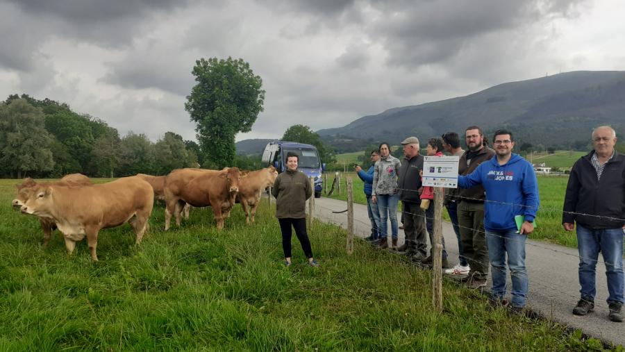 Investigadores da EPS de Enxeñaría, nunha explotación agroecolóxica cántabra Investigadores da EPS de Enxeñaría, nunha explotación agroecolóxica cántabra