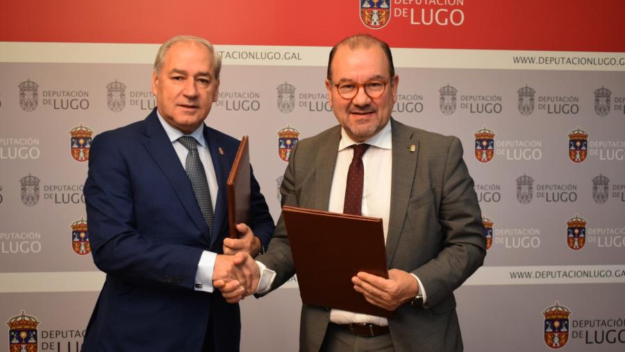 José Tomé e Antonio López, trala sinatura do convenio no lugués Pazo de San Marcos