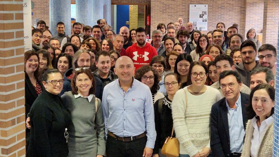 Foto de familia cos participantes na sesión Foto de familia cos participantes na sesión
