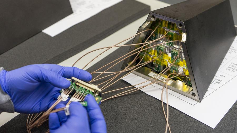 CALIFA instalarase no experimento R3B, unha das colaboracións científicas máis importantes de FAIR CALIFA instalarase no experimento R3B, unha das colaboracións científicas máis importantes de FAIR