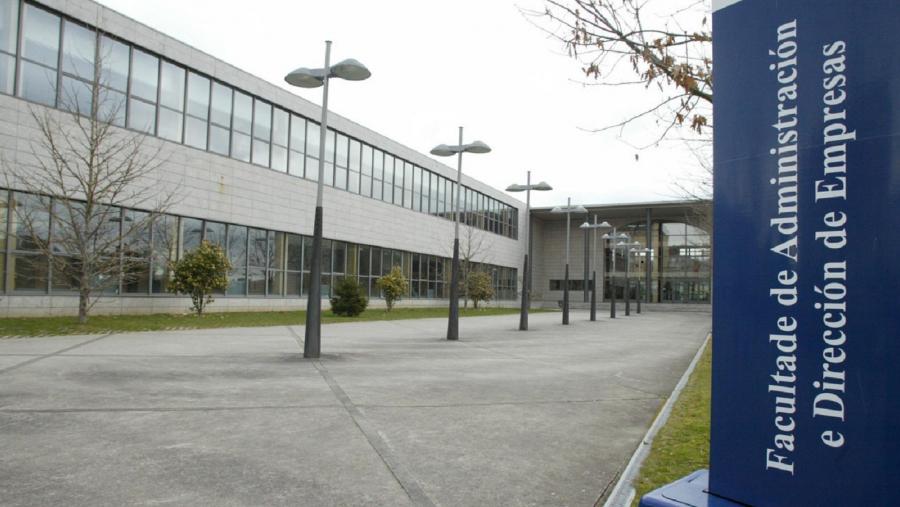 Facultade de Administración e Dirección de Empresas da USC Facultade de Administración e Dirección de Empresas da USC