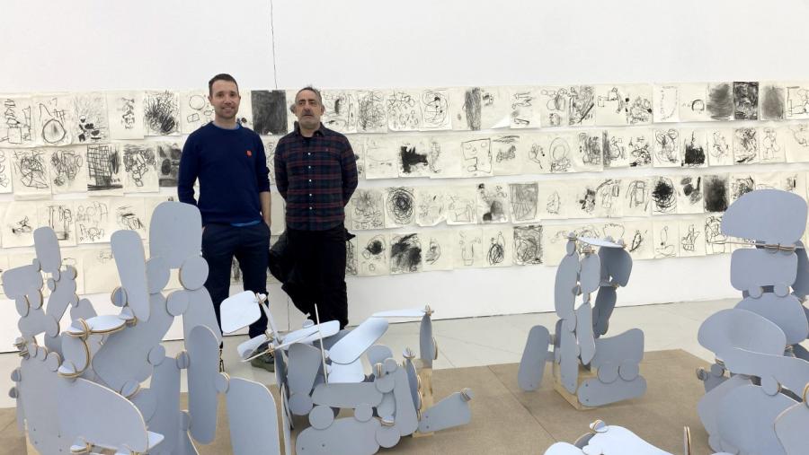 Vicente Blanco e Salvador Cidrás, nunha mostra de material e formas para uso educativo Vicente Blanco e Salvador Cidrás, nunha mostra de material e formas para uso educativo