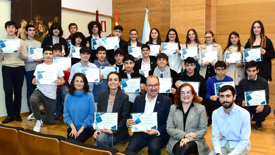Foto de grupo da promoción de 2022 de Estalmat-Galicia. Foto: Santi Alvite Foto de grupo da promoción de 2022 de Estalmat-Galicia. Foto: Santi Alvite