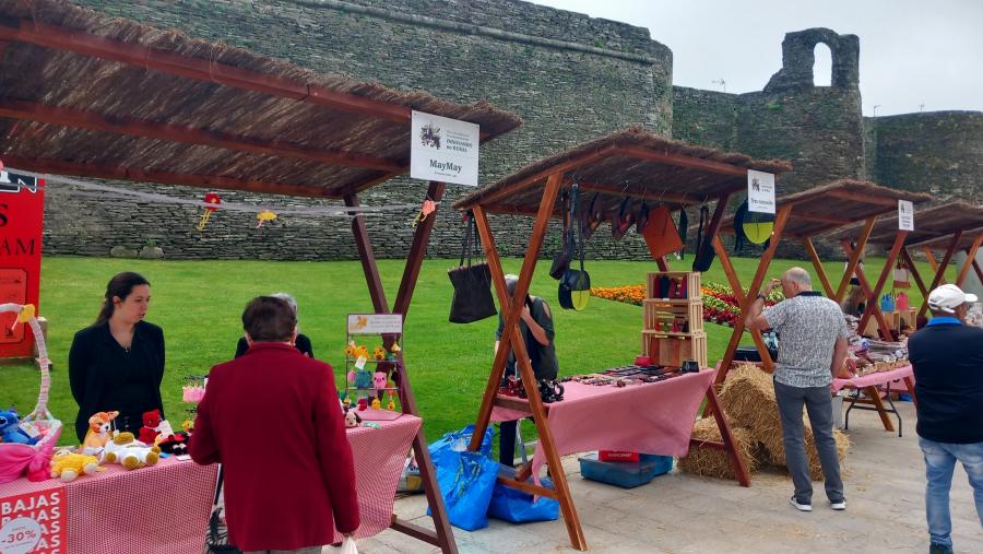 A feira desenvólvese na Praza da Mosqueira de Lugo A feira desenvólvese na Praza da Mosqueira de Lugo